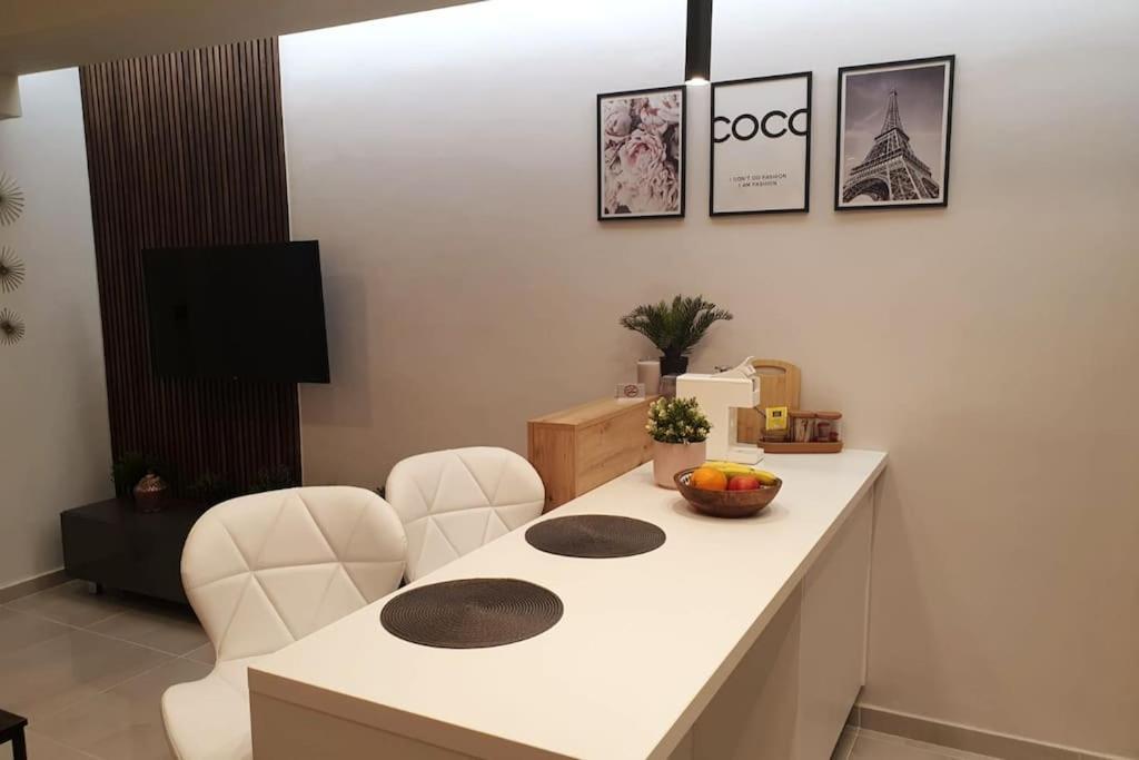 Pleasantstay City Appartement Салоники Экстерьер фото